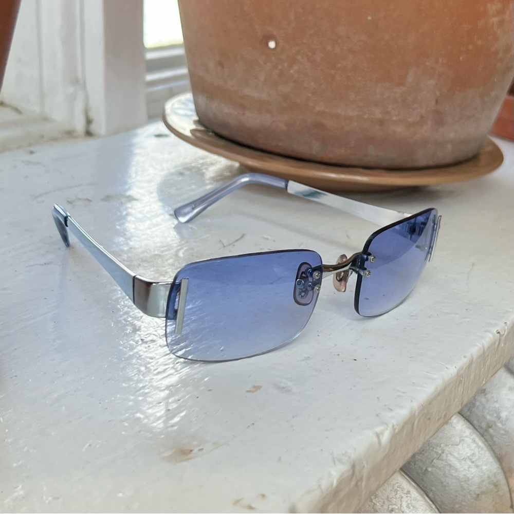 Vintage Y2K Baby Blue / Silver 1990s Sunglasses